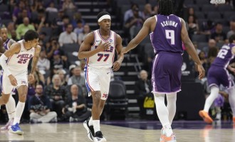 埃奇库姆38+11雷诺空砍30分 76人胜国王