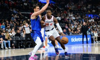 伦纳德34分弗拉格25+9加兰22分 快船轻取独行侠