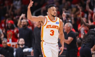麦科勒姆绝杀布伦森26分 老鹰胜尼克斯总分2-1