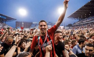 违约金再涨5千万！63岁狂人悲情谢幕，最后一站竟是绝唱？