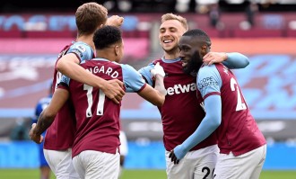 锋线对决！热刺里沙利松孤掌难鸣，纽卡双子星能否“狂飙”破局？